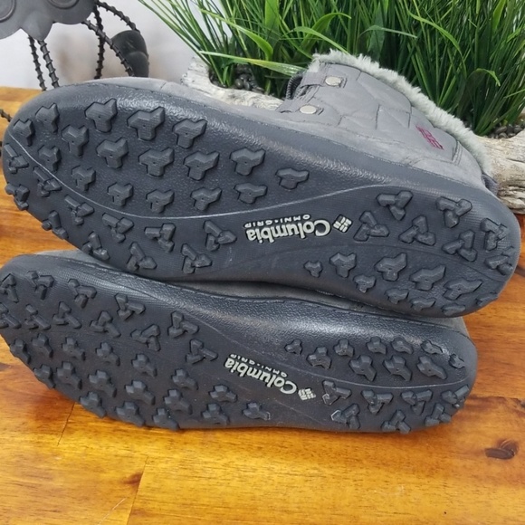 SOLD Columbia Minx Omni-Heat Shorty Snow Boots - Picture 4 of 5